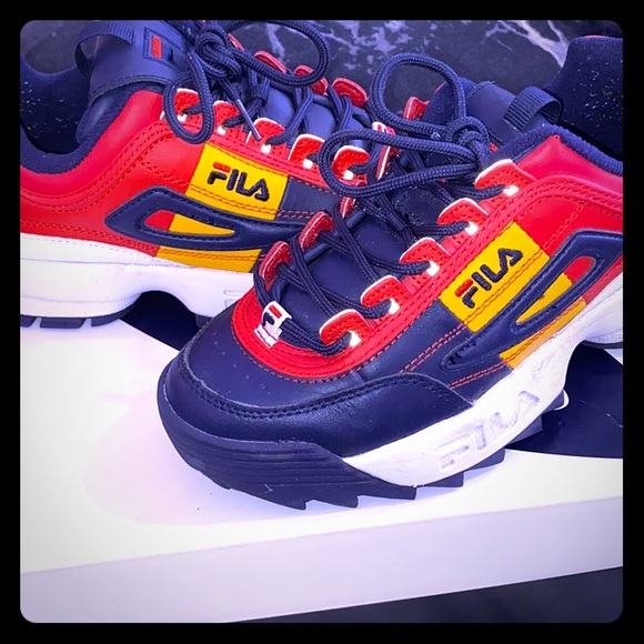 fila size 4